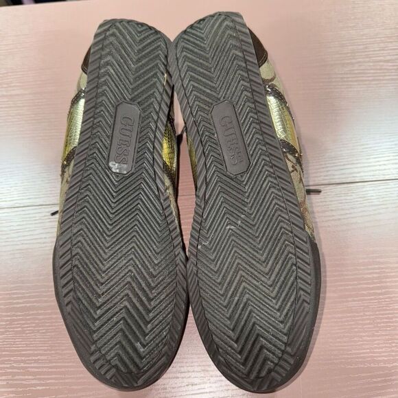 GUESS Women's Brown Canvas Gold Logo Signature Fashion Shoes Sneakers Size 10 M - Picture 7 of 7